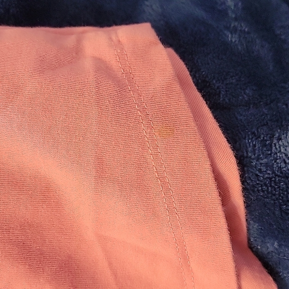 Sequin heart tee - Picture 2 of 4